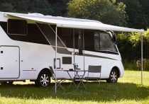 Thule/Omnistor 5200 fehér előtető 300 cm Saphir-Blau